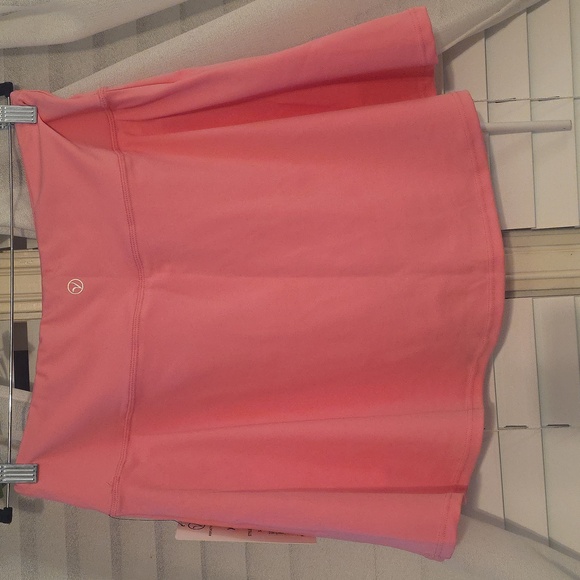 VOGO Athletica Coral Women's Skort - Picture 4 of 5